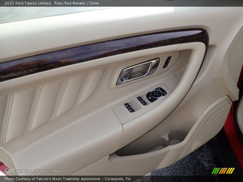 Ruby Red Metallic / Dune 2015 Ford Taurus Limited