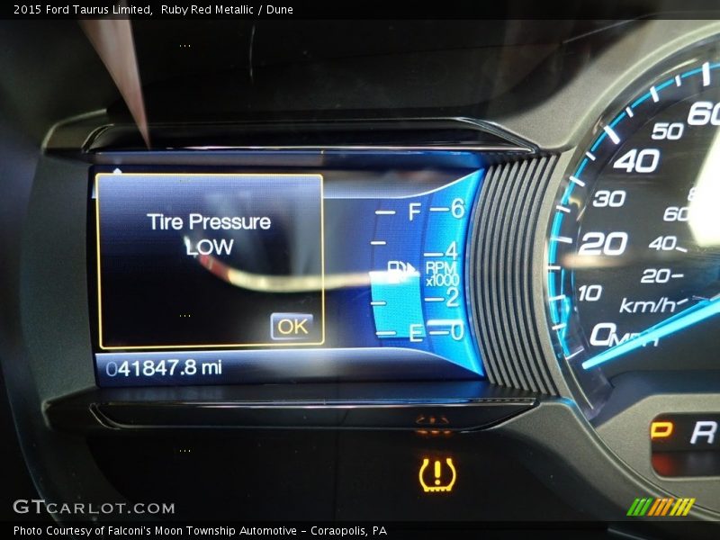 Ruby Red Metallic / Dune 2015 Ford Taurus Limited