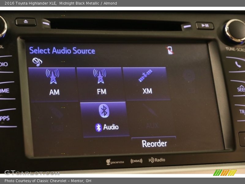 Midnight Black Metallic / Almond 2016 Toyota Highlander XLE