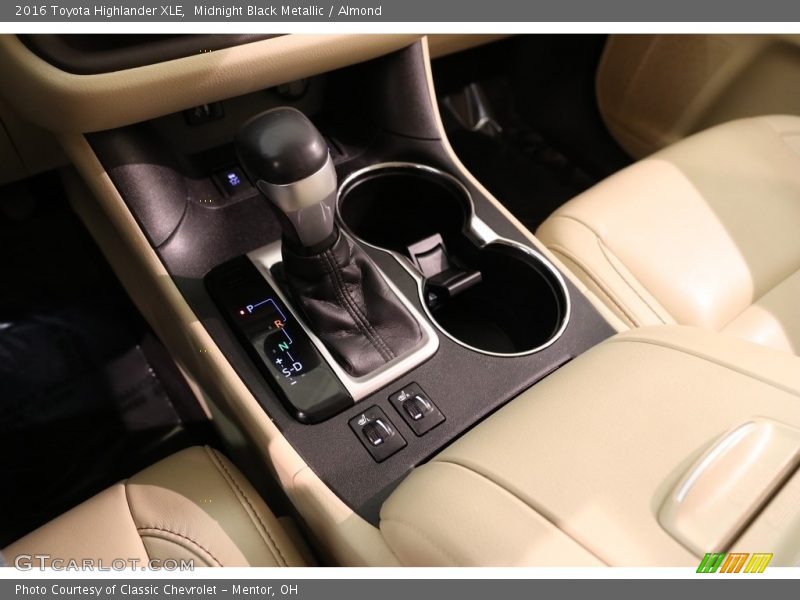 Midnight Black Metallic / Almond 2016 Toyota Highlander XLE