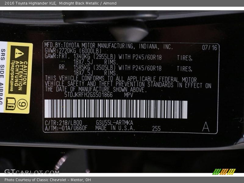 Midnight Black Metallic / Almond 2016 Toyota Highlander XLE