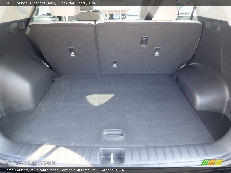 Black Noir Pearl / Gray 2019 Hyundai Tucson SE AWD