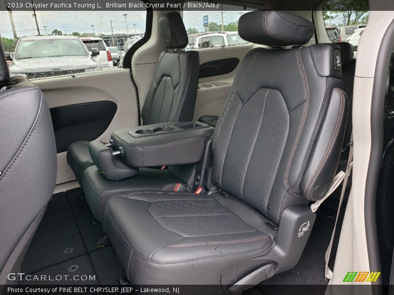 Brilliant Black Crystal Pearl / Black/Alloy 2019 Chrysler Pacifica Touring L