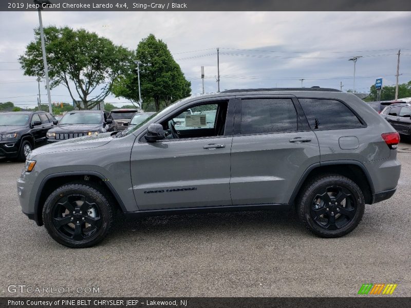 Sting-Gray / Black 2019 Jeep Grand Cherokee Laredo 4x4