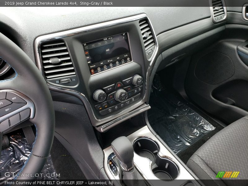 Sting-Gray / Black 2019 Jeep Grand Cherokee Laredo 4x4