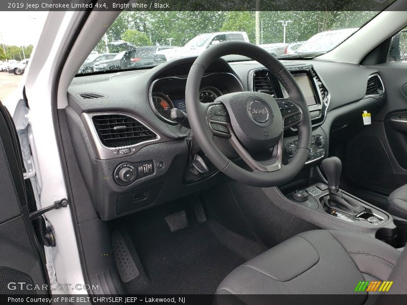Bright White / Black 2019 Jeep Cherokee Limited 4x4