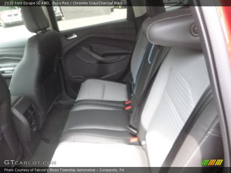 Ruby Red / Chromite Gray/Charcoal Black 2019 Ford Escape SE 4WD