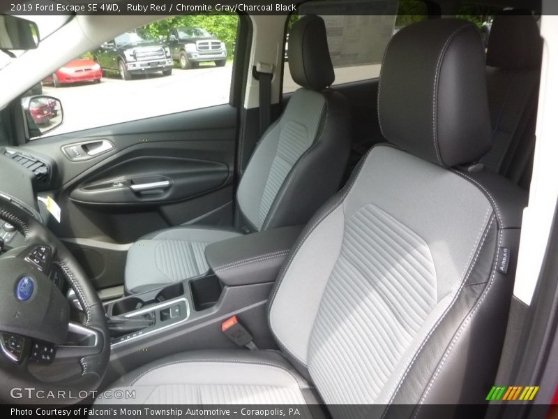 Ruby Red / Chromite Gray/Charcoal Black 2019 Ford Escape SE 4WD