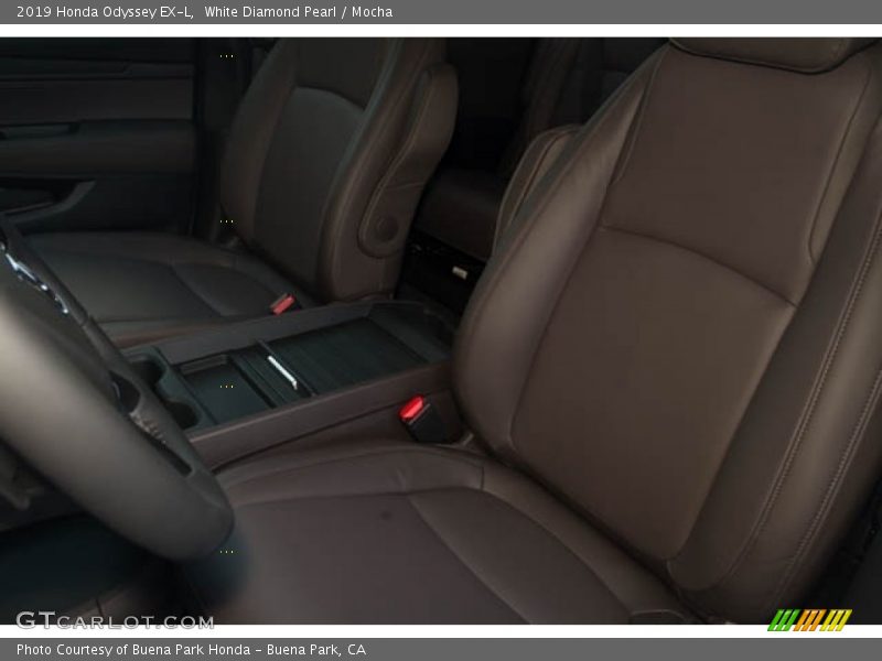 White Diamond Pearl / Mocha 2019 Honda Odyssey EX-L