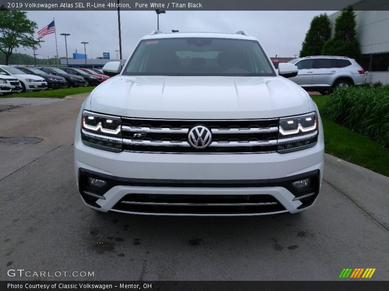  2019 Atlas SEL R-Line 4Motion Pure White