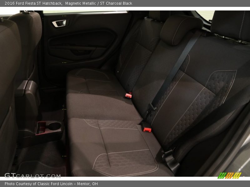 Magnetic Metallic / ST Charcoal Black 2016 Ford Fiesta ST Hatchback
