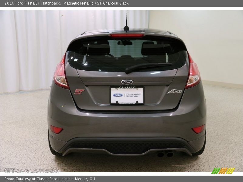 Magnetic Metallic / ST Charcoal Black 2016 Ford Fiesta ST Hatchback