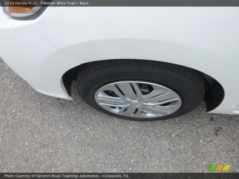 Platinum White Pearl / Black 2019 Honda Fit LX