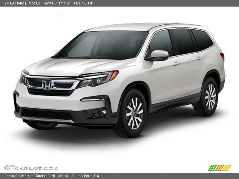 White Diamond Pearl / Black 2019 Honda Pilot EX