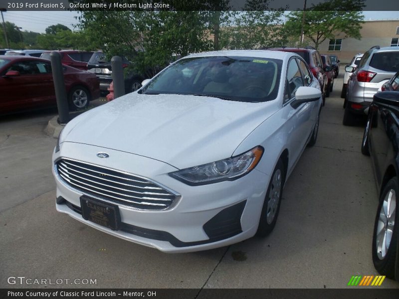 Oxford White / Medium Light Stone 2019 Ford Fusion S