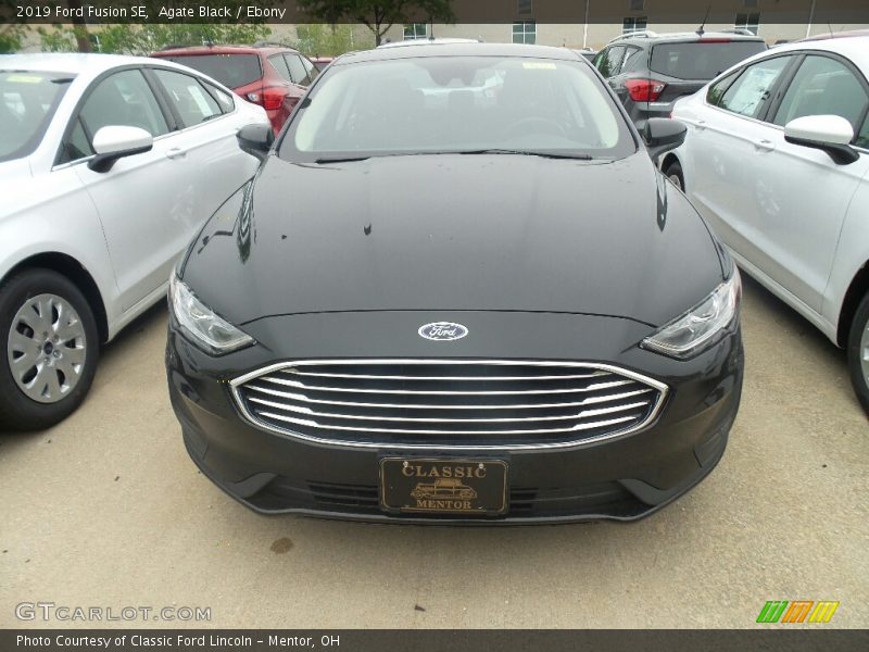 Agate Black / Ebony 2019 Ford Fusion SE