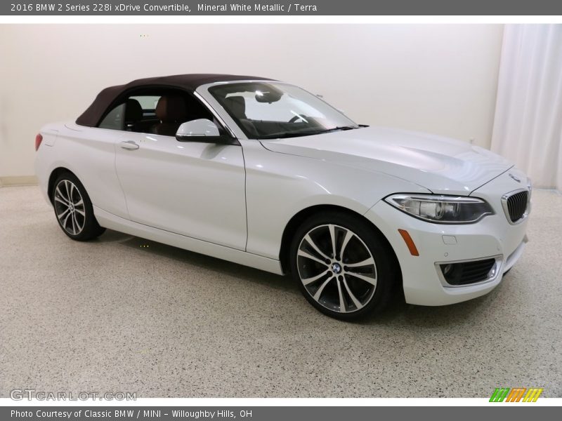 Mineral White Metallic / Terra 2016 BMW 2 Series 228i xDrive Convertible