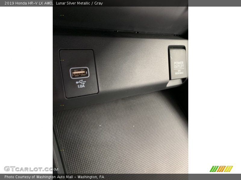 Lunar Silver Metallic / Gray 2019 Honda HR-V LX AWD