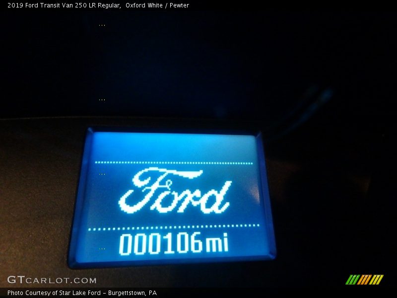 Oxford White / Pewter 2019 Ford Transit Van 250 LR Regular