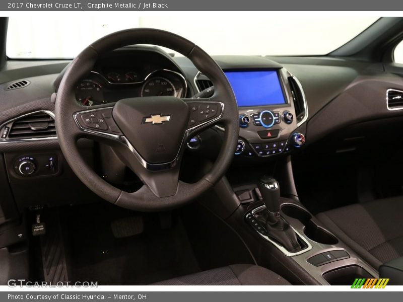 Graphite Metallic / Jet Black 2017 Chevrolet Cruze LT