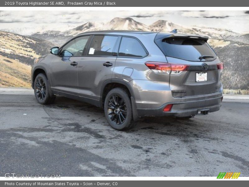 Predawn Gray Mica / Black 2019 Toyota Highlander SE AWD