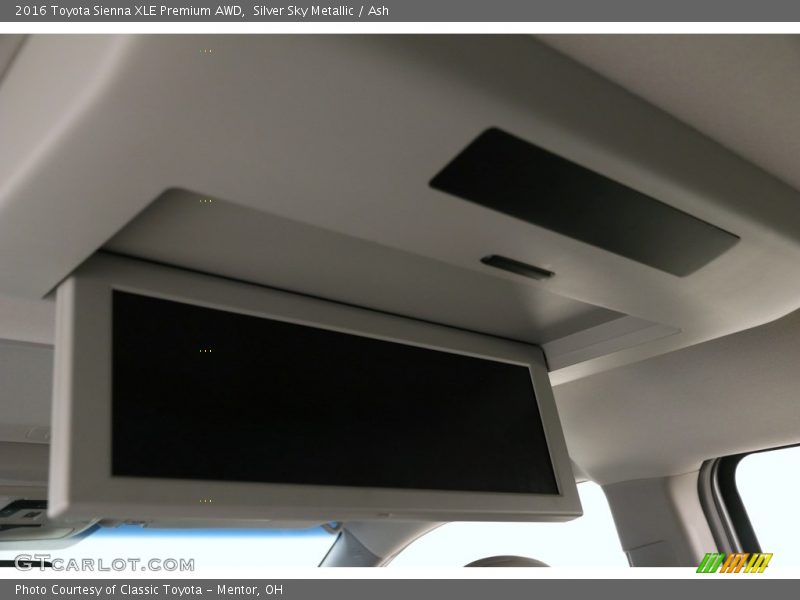 Silver Sky Metallic / Ash 2016 Toyota Sienna XLE Premium AWD