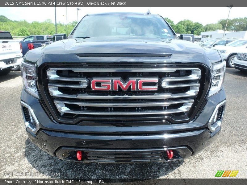 Onyx Black / Jet Black 2019 GMC Sierra 1500 AT4 Crew Cab 4WD