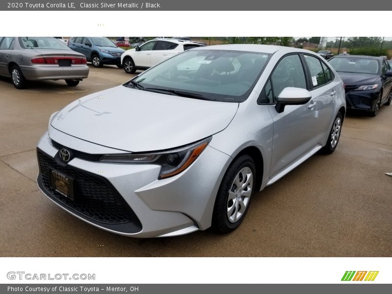 Classic Silver Metallic / Black 2020 Toyota Corolla LE