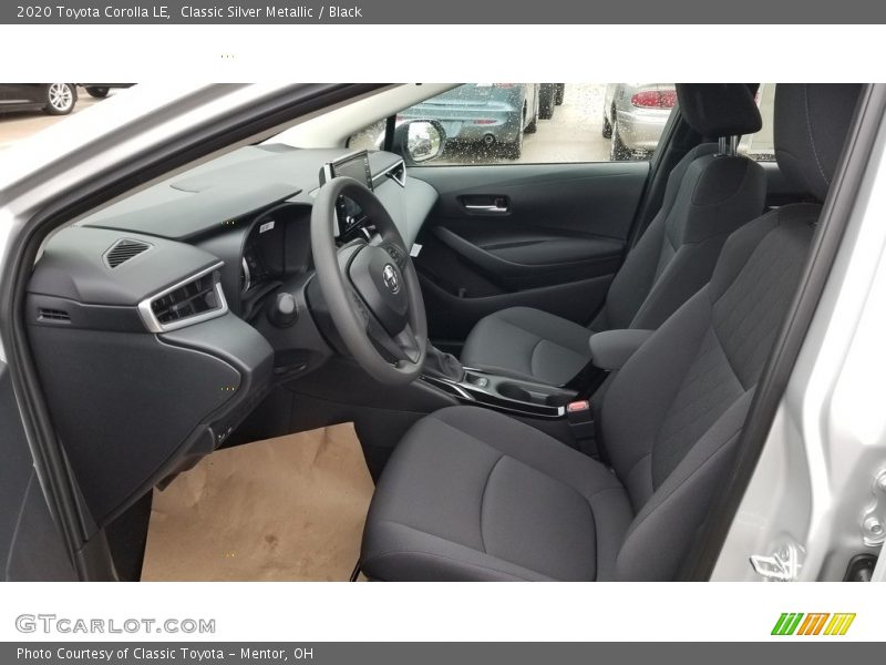 Classic Silver Metallic / Black 2020 Toyota Corolla LE
