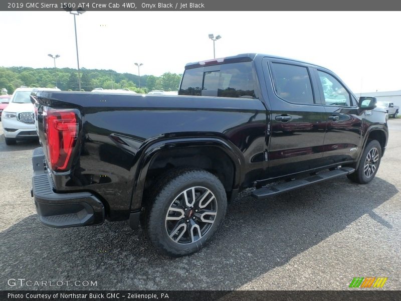 Onyx Black / Jet Black 2019 GMC Sierra 1500 AT4 Crew Cab 4WD