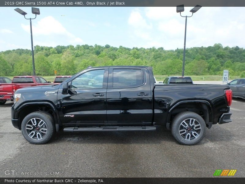  2019 Sierra 1500 AT4 Crew Cab 4WD Onyx Black