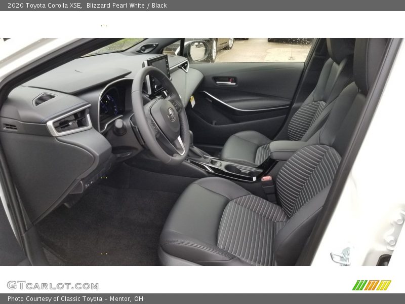 Blizzard Pearl White / Black 2020 Toyota Corolla XSE