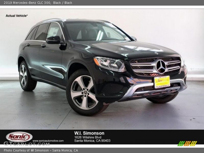 Black / Black 2019 Mercedes-Benz GLC 300