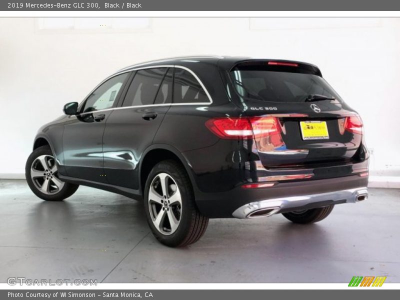 Black / Black 2019 Mercedes-Benz GLC 300