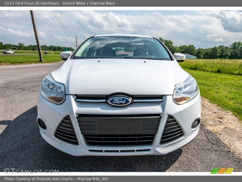 Oxford White / Charcoal Black 2013 Ford Focus SE Hatchback