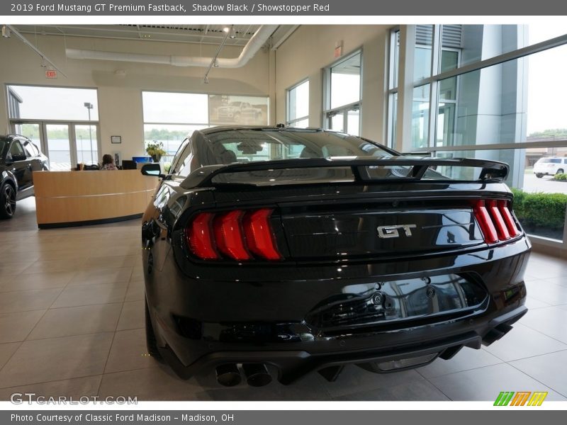 Shadow Black / Showstopper Red 2019 Ford Mustang GT Premium Fastback
