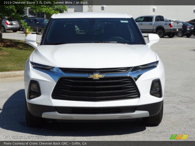Summit White / Jet Black 2019 Chevrolet Blazer 3.6L Cloth