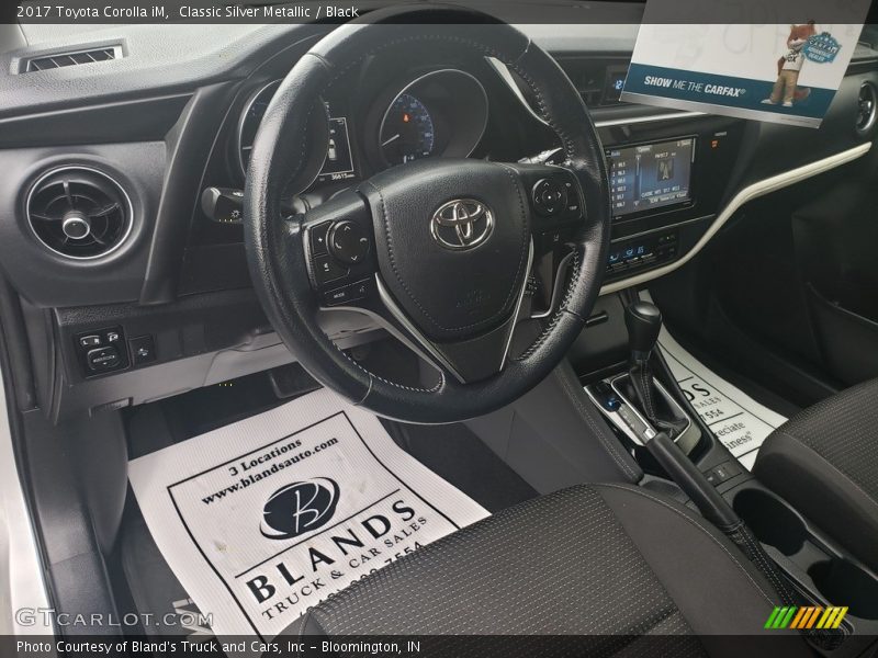 Classic Silver Metallic / Black 2017 Toyota Corolla iM