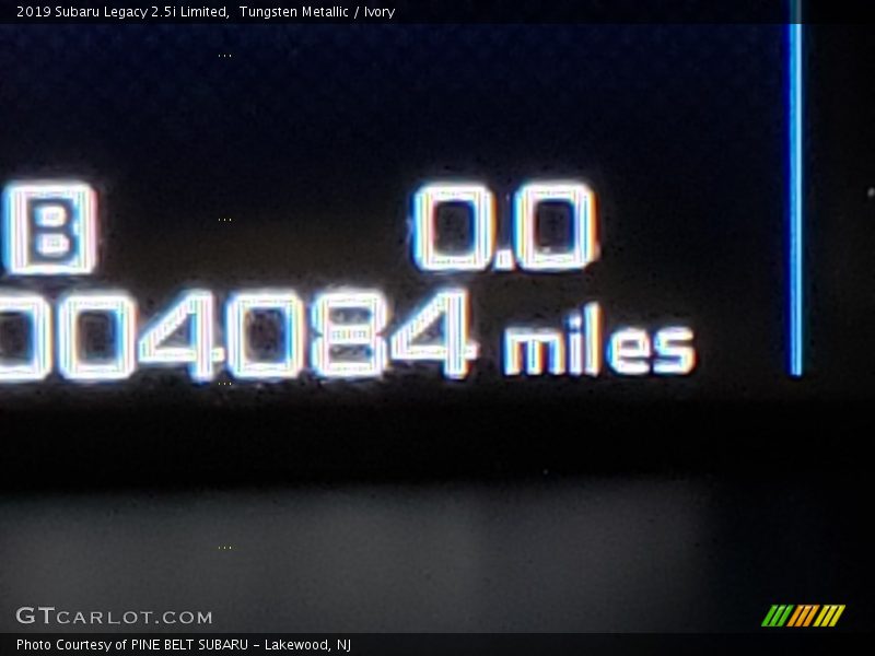 Tungsten Metallic / Ivory 2019 Subaru Legacy 2.5i Limited