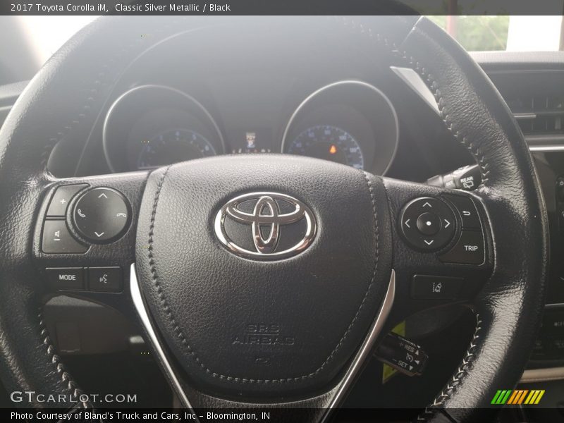 Classic Silver Metallic / Black 2017 Toyota Corolla iM