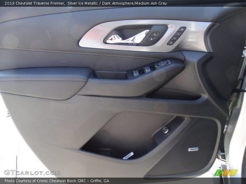 Silver Ice Metallic / Dark Atmosphere/Medium Ash Gray 2019 Chevrolet Traverse Premier