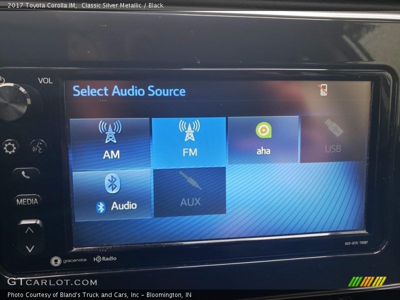 Classic Silver Metallic / Black 2017 Toyota Corolla iM
