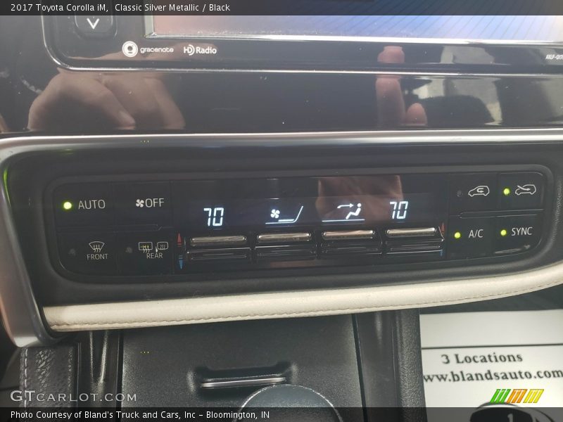 Classic Silver Metallic / Black 2017 Toyota Corolla iM