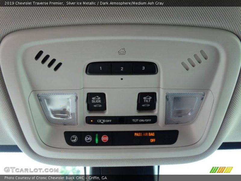 Silver Ice Metallic / Dark Atmosphere/Medium Ash Gray 2019 Chevrolet Traverse Premier