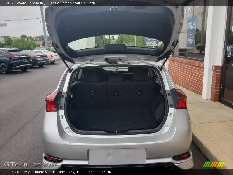 Classic Silver Metallic / Black 2017 Toyota Corolla iM