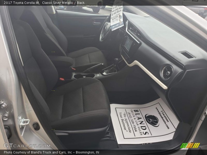 Classic Silver Metallic / Black 2017 Toyota Corolla iM