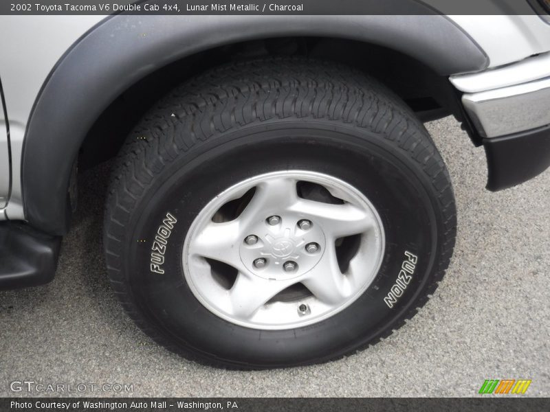 Lunar Mist Metallic / Charcoal 2002 Toyota Tacoma V6 Double Cab 4x4