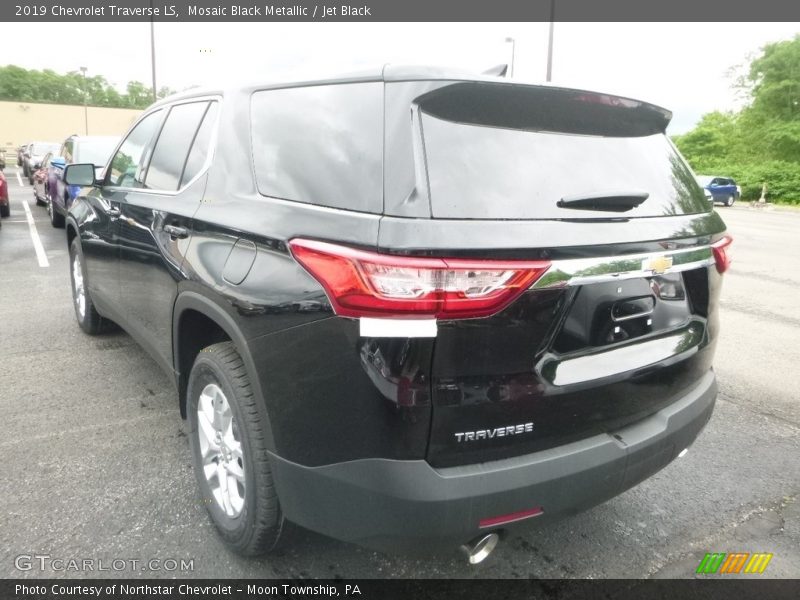 Mosaic Black Metallic / Jet Black 2019 Chevrolet Traverse LS