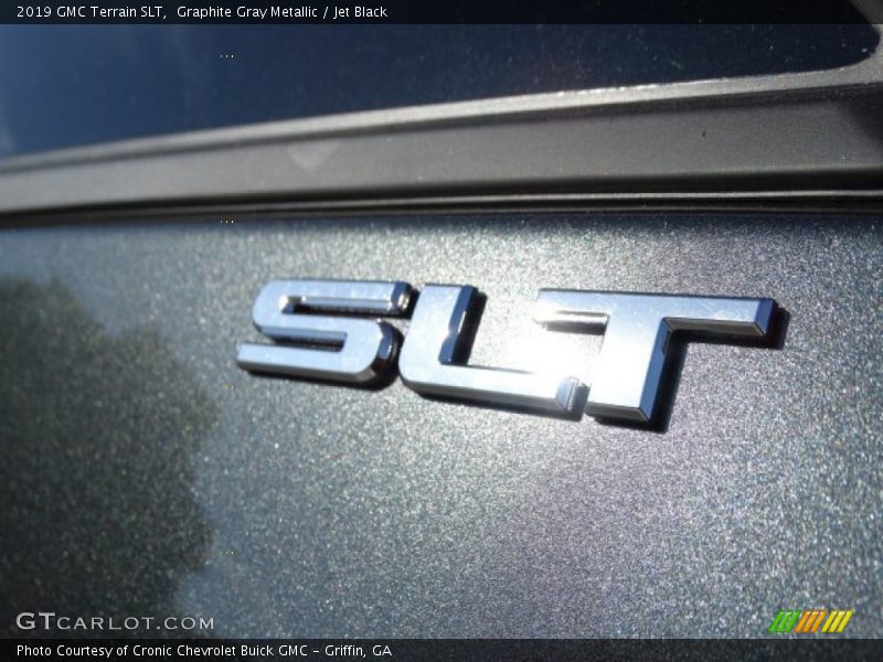Graphite Gray Metallic / Jet Black 2019 GMC Terrain SLT
