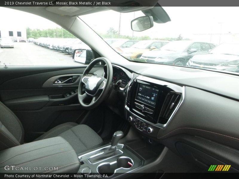 Mosaic Black Metallic / Jet Black 2019 Chevrolet Traverse LS